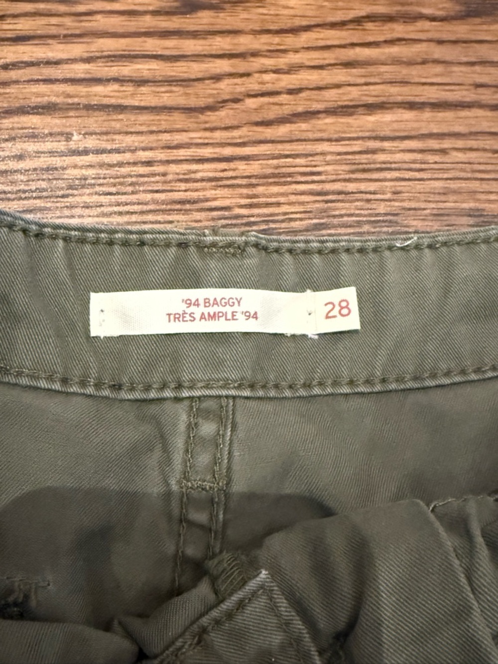Levi’s 94 baggy cargo pants 28 - Picture 4 of 5